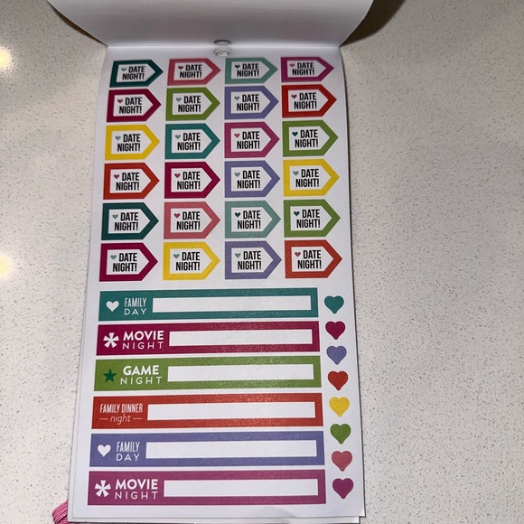 Happy Planner “MOM - MINI” Sticker Book - Picture 6 of 13